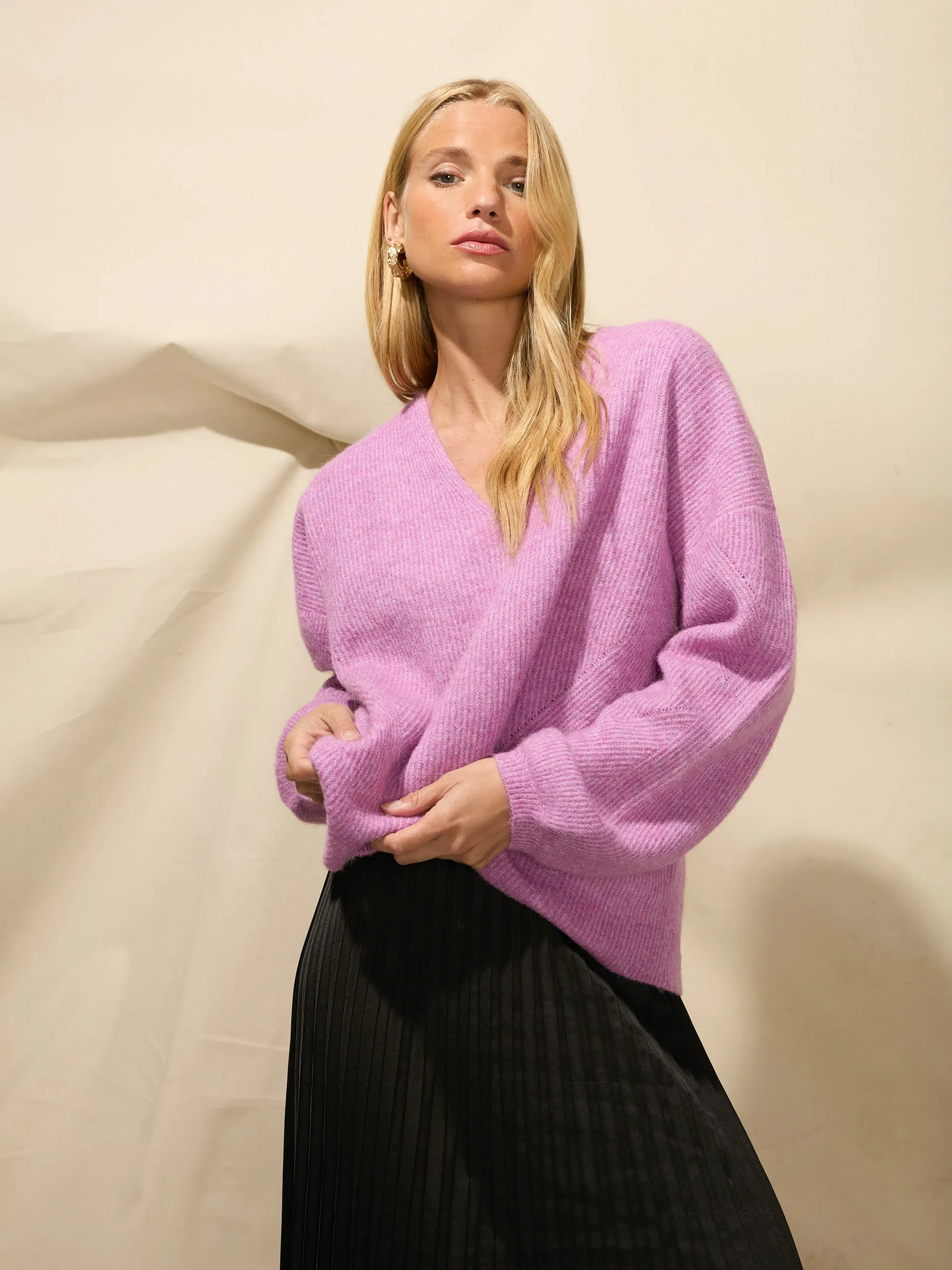 Lilac Slouchy V-neck Jumper