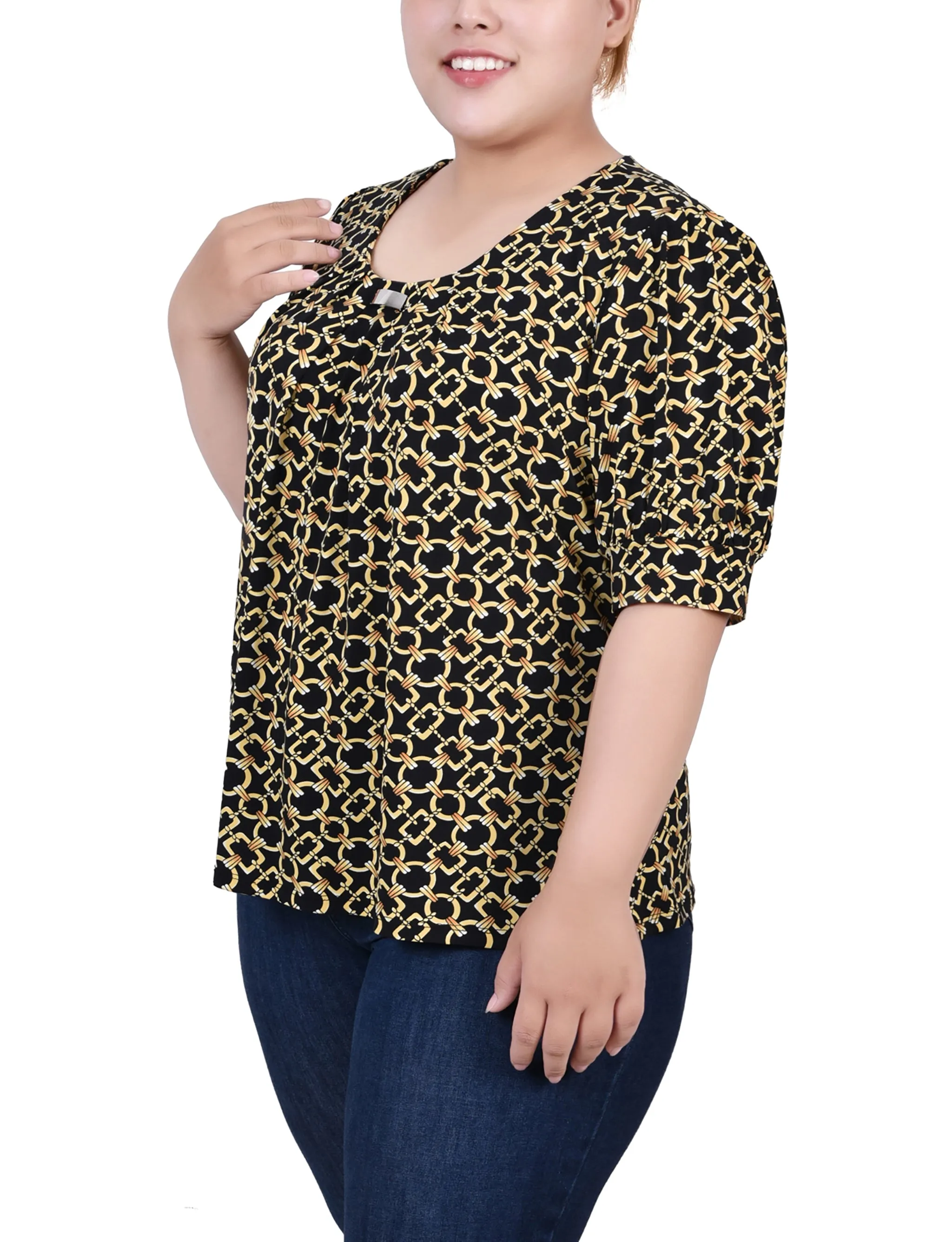 Plus Size Short Sleeve Balloon Sleeve Top With Hardware