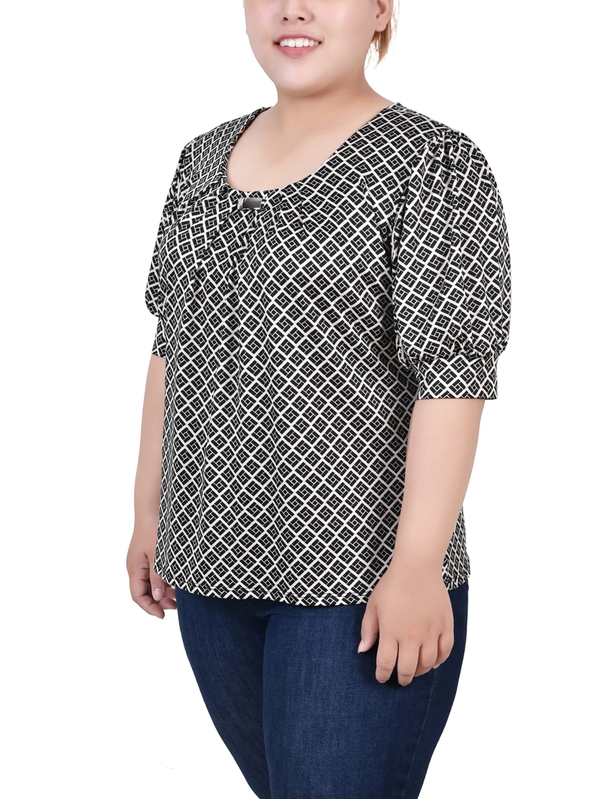 Plus Size Short Sleeve Balloon Sleeve Top With Hardware