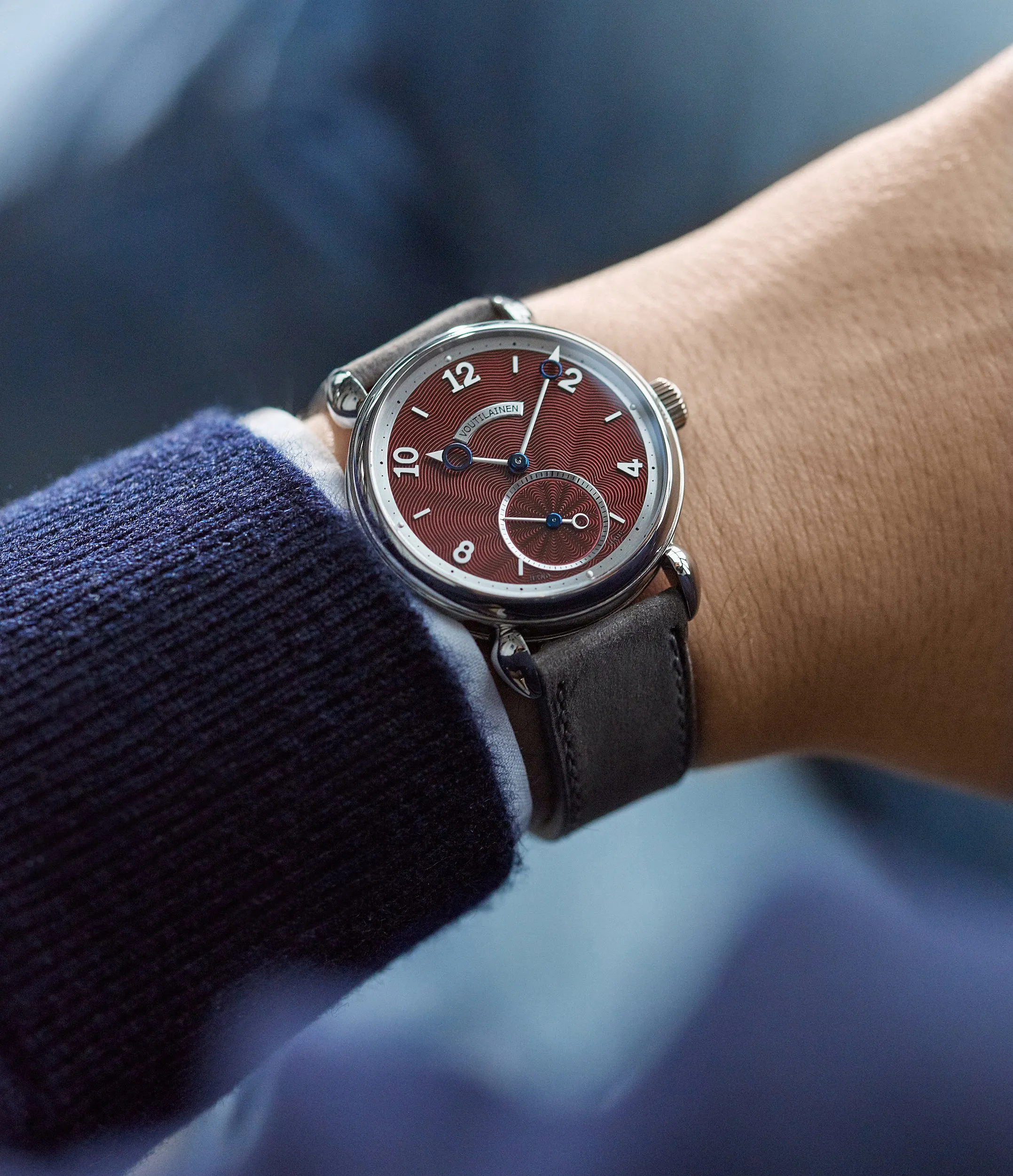 Vingt-8 | Burgundy Red Dial | Titanium